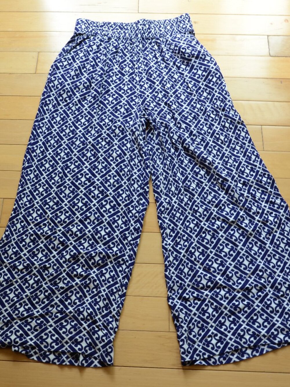 Boden geometric print wide leg pants size US 6R